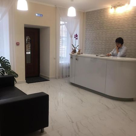 Scandi Hotel Makinsk Eksteriør bilde
