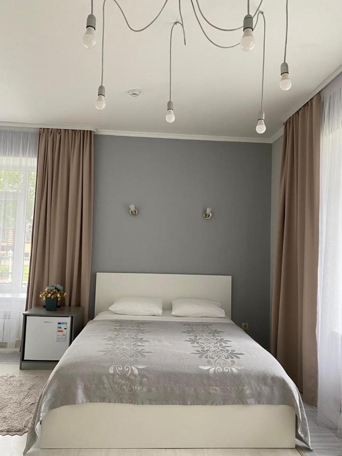 Scandi Hotel Makinsk Eksteriør bilde