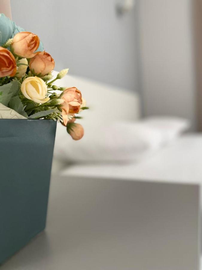 Scandi Hotel Makinsk Eksteriør bilde